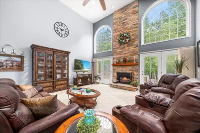 447 Lake Run Court, North Aurora, IL 60542 - Photo 5