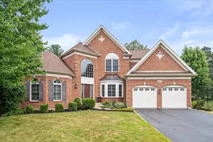 447 Lake Run Ct, North Aurora, IL 60542 - Photo 25