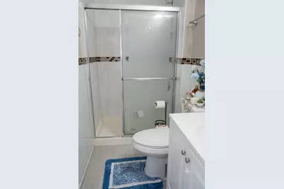 9406 N Oak Avenue, Des Plaines, IL 60016 - Photo 15