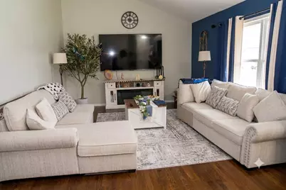 9406 N Oak Avenue, Des Plaines, IL 60016 - Photo 5