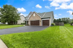 457 Greenview Ln, Oswego, IL 60543 - Photo 3