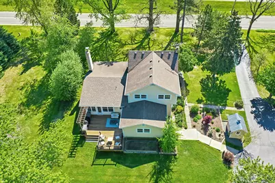 9909 Winn Road, Spring Grove, IL 60081 - Photo 13