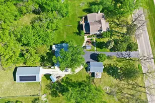 9909 Winn Rd, Spring Grove, IL 60081 - Photo 17