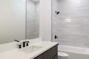 416 E 50th Pl, Chicago, IL 60615 - Photo 19