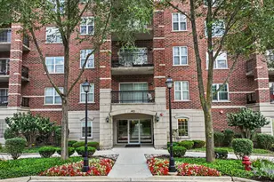 410 W Mahogany Ct, Palatine, IL 60067 - Photo 1