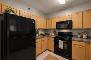 410 W Mahogany Ct, Palatine, IL 60067 - Photo 7