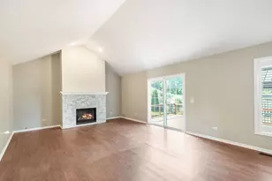 1207 Main St Rd, Spring Grove, IL 60081 - Photo 5