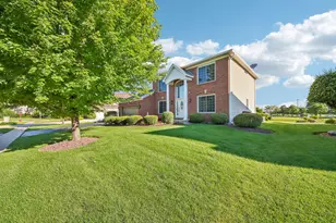 2302 Irvine Ln, Plainfield, IL 60586 - Photo 3