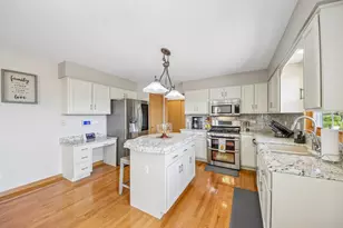 2302 Irvine Ln, Plainfield, IL 60586 - Photo 15