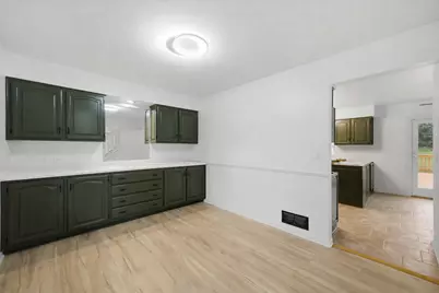 518 Meadow Court, Winthrop Harbor, IL 60096 - Photo 9