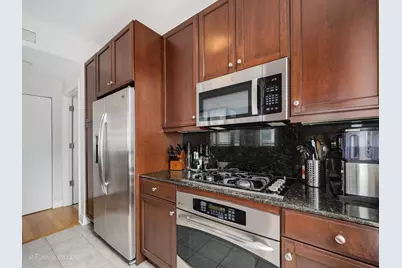 600 N Lake Shore Drive #1409, Chicago, IL 60610 - Photo 11