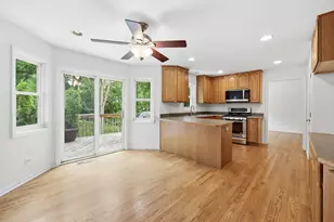 1018 Park Ave, Wauconda, IL 60084 - Photo 9