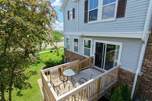 668 Acadia Cir, Crystal Lake, IL 60014 - Photo 7