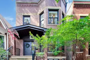 2136 W Waveland Ave, Chicago, IL 60618 - Photo 1