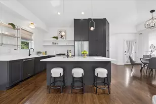 2446 W Homer St, Chicago, IL 60647 - Photo 9