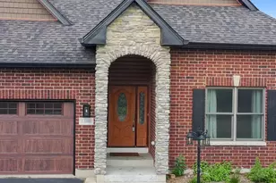 1400 Savanna Ln, Woodstock, IL 60098 - Photo 3
