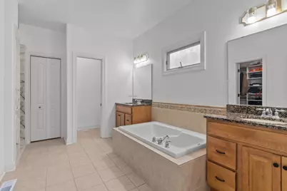 1400 Savanna Lane, Woodstock, IL 60098 - Photo 17