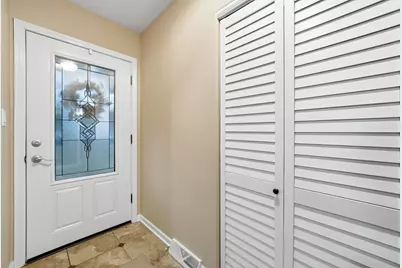 403 Arrowhead Drive, Shorewood, IL 60404 - Photo 3