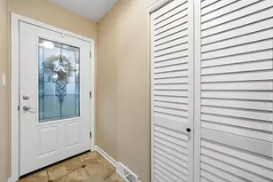 403 Arrowhead Dr, Shorewood, IL 60404 - Photo 3