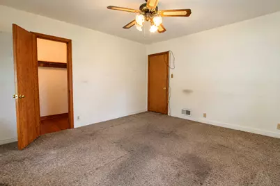 1067 Wentworth Avenue, Calumet City, IL 60409 - Photo 19