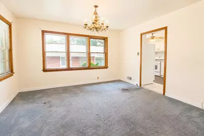 1067 Wentworth Avenue, Calumet City, IL 60409 - Photo 9