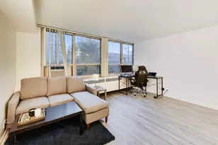 3950 N Lake Shore Dr, Chicago, IL 60613 - Photo 5