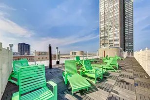 3950 N Lake Shore Dr, Chicago, IL 60613 - Photo 25