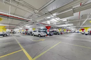 3950 N Lake Shore Dr, Chicago, IL 60613 - Photo 27