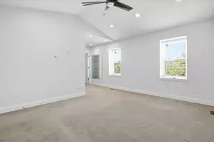 1284 Regent Dr, Mundelein, IL 60060 - Photo 13