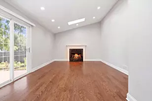 1284 Regent Dr, Mundelein, IL 60060 - Photo 7