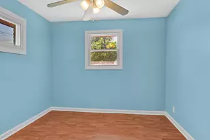 17044 Burnham Ave, Lansing, IL 60438 - Photo 11