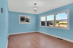 17044 Burnham Ave, Lansing, IL 60438 - Photo 5
