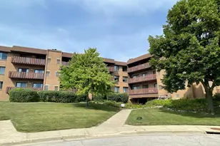 1655 Lake Cook Rd, Highland Park, IL 60035 - Photo 1