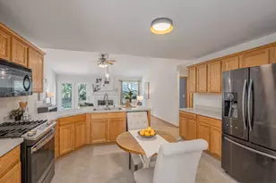 1493 Patterson Ave, North Aurora, IL 60542 - Photo 7