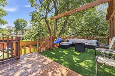 35 Woodland Avenue, Elgin, IL 60123 - Photo 17