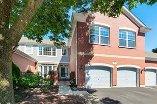 55 Lakebreeze Ct, Lake Zurich, IL 60047 - Photo 1