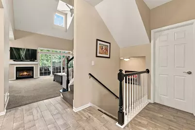 55 Lakebreeze Court, Lake Zurich, IL 60047 - Photo 3