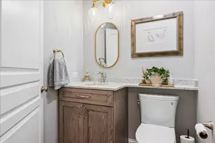 310 E Church Ave, Libertyville, IL 60048 - Photo 11