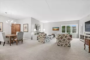 310 E Church Ave, Libertyville, IL 60048 - Photo 3