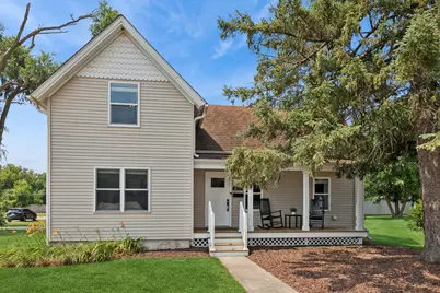 407 E Park Street, Harvard, IL 60033 - Photo 1