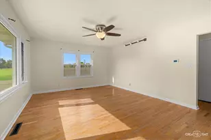 219 St Joseph Ave, Joliet, IL 60436 - Photo 5