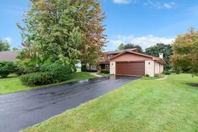 8430 Carriage Green Drive, Darien, IL 60561 - Photo 29