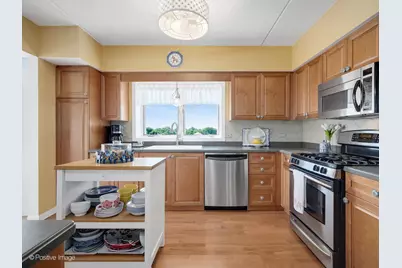 1 N Beacon Place #511, La Grange, IL 60525 - Photo 15