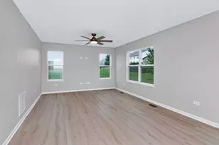 1816 Oxford Way, Joliet, IL 60431 - Photo 5