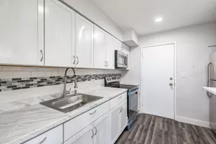8712 Skokie Blvd, Skokie, IL 60077 - Photo 13
