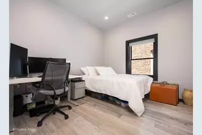 5746 N Washtenaw Avenue #2, Chicago, IL 60659 - Photo 11