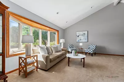 720 S Butterfield Road, Libertyville, IL 60048 - Photo 7