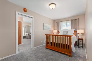 720 S Butterfield Rd, Libertyville, IL 60048 - Photo 31