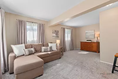 720 S Butterfield Road, Libertyville, IL 60048 - Photo 33