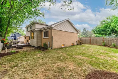 720 S Butterfield Road, Libertyville, IL 60048 - Photo 45